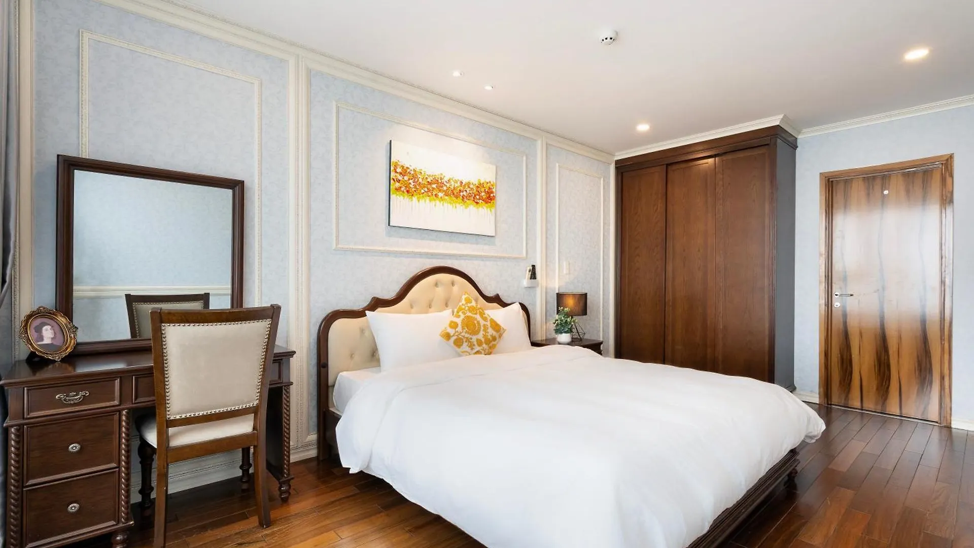 Salute De Leman - Luxury Apartment Distrist 3 Ho Chi Minh City