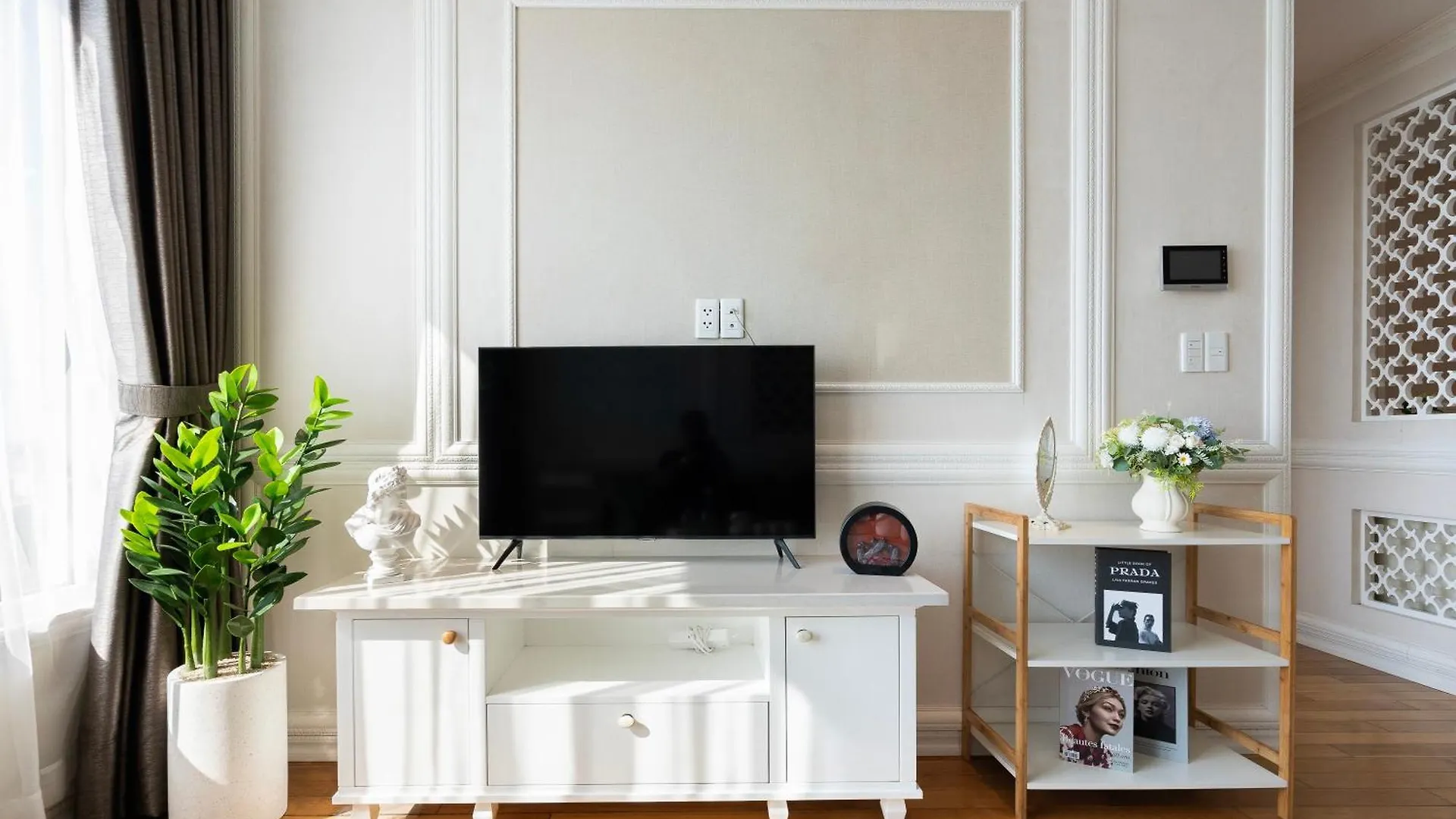 Salute De Leman - Luxury Apartment Distrist 3 Ho Chi Minh City
