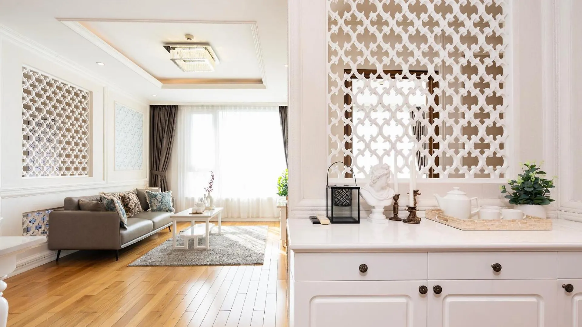 Salute De Leman - Luxury Apartment Distrist 3 Ho Chi Minh City